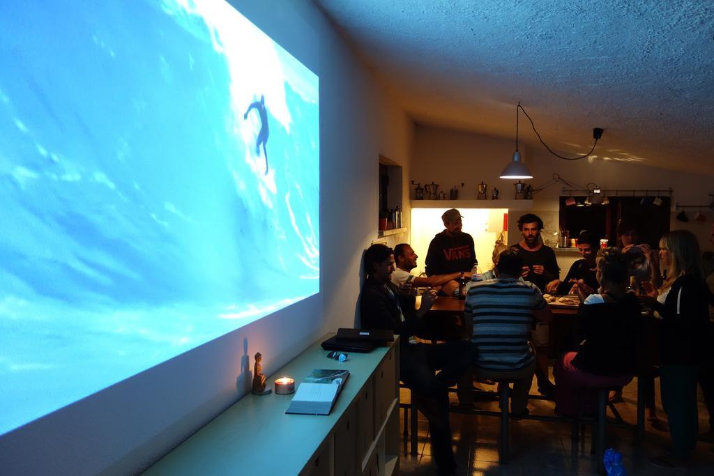 Moka Surfhouse Albergue Ericeira Exterior foto